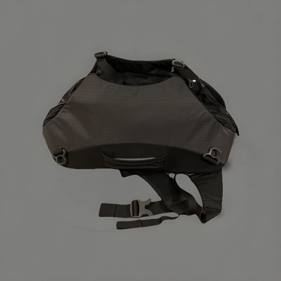 Osprey Porter 46L Travel Backpack, Carry-On, Hiking Backpack, Black - Image 3 of 4