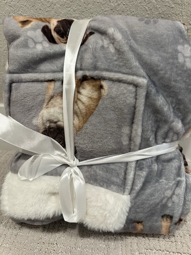 New Snuggs Wrap Cozy Plush Dog Printed Blanket Robe Pug NWT Gift - Picture 5 of 6