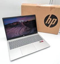 HP Laptop 15-fc0006sf 15,6" FHD 256GB SSD AMD Ryzen 5 7520U 8GB di RAM