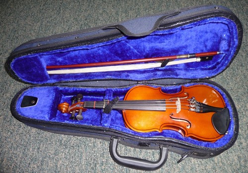 Franz Hoffmann Etude 1/10 Violin W/ Bow & Case Zipper tabs damaged