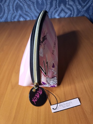 NWT Victoria’s Secret Pink Signature Striped XO XO XO Make Up Bag Case - Picture 3 of 8