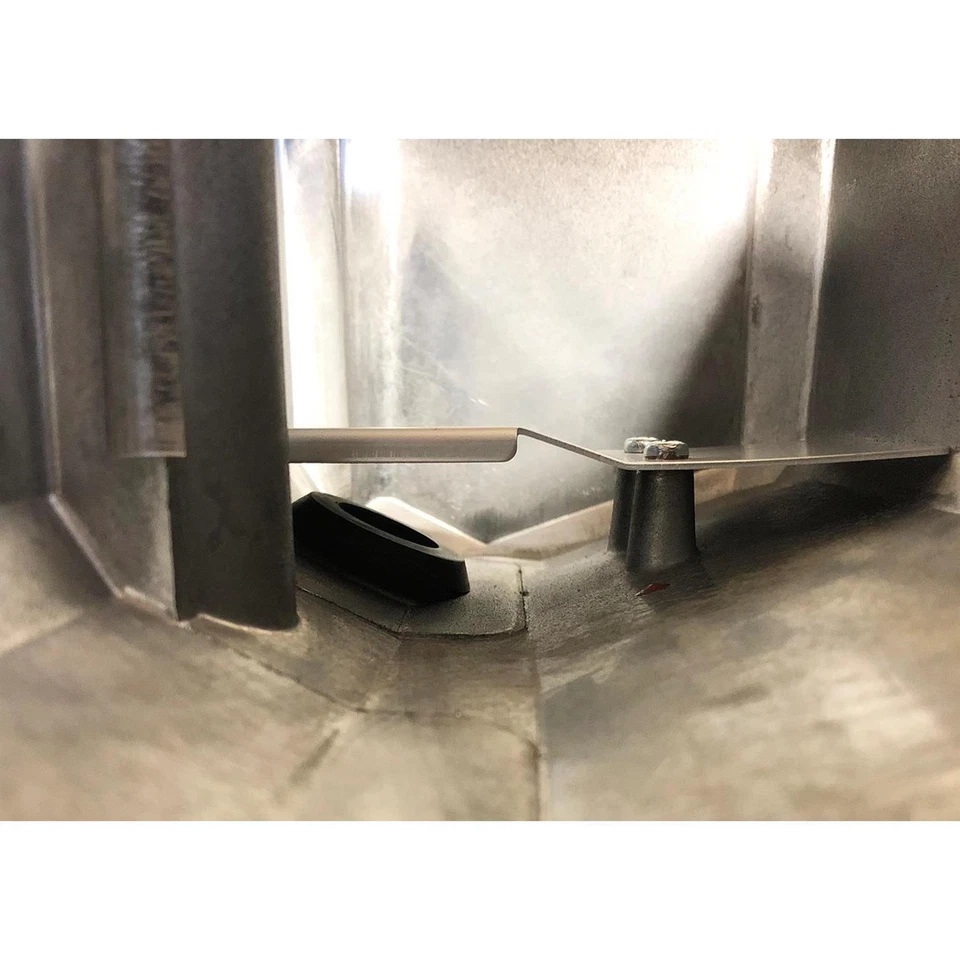 Proform 141-927 Slant-Edge Valve Covers Fits Chevy/Bowtie - Image 2 of 4