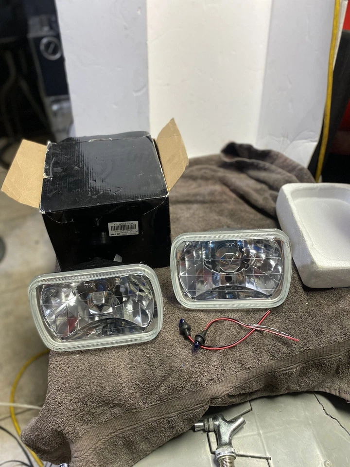 1990 Ford Probe 7X6 Crystal Clear Glass Lens Headlight Halogen Light Bulb Pair - Image 2 of 4