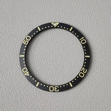 Bezel Insert Black SKX007 Ceramic / Khaki Fonts Sloped C3 Low PIP / Matte