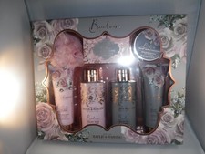 Baylis and Harding 7 pc BOX Bath and Body Gift set NEW