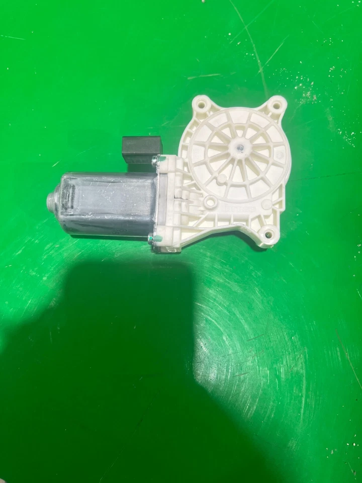 Motor de ventana eléctrica Ford original para Ford Taurus 2015 trasero DG13-5427144-AA Foto 2 de 2