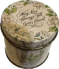VTG 1980’s AVON SCENTIMENTS CANDLE TIN LOVE FLORAL MEDLEY 2”x2” Pink TRINKETS