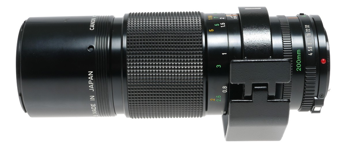 Canon Lens FD 200mm 1:4 vintage 35mm film camera lens 4/200 Museum