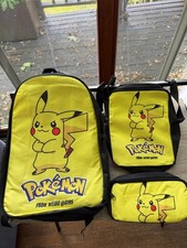 Pokemon Pikachu Mochila Set 3 piezas con correas Ideal para Escuela, Viajes y Regalos