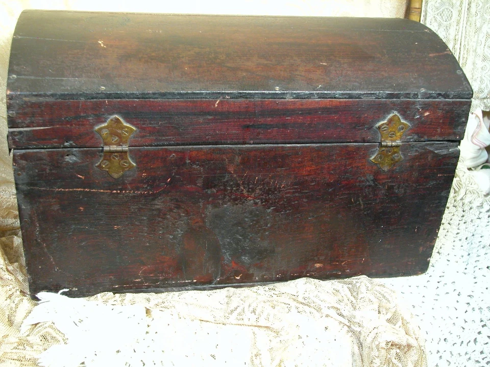Antique Wood Doll Trunk Lift Out Tray 16" Long 9" Tall 1800's - Image 3 of 4