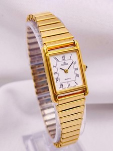 Authentic Vintage Lorus By Seiko Ladies Quartz Watch: Gold Plated Dainty Rectangular Case