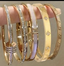 Royal Bangle Collection -Armband Set 5-teilig-Goldfarbig | Edelstahl Damen