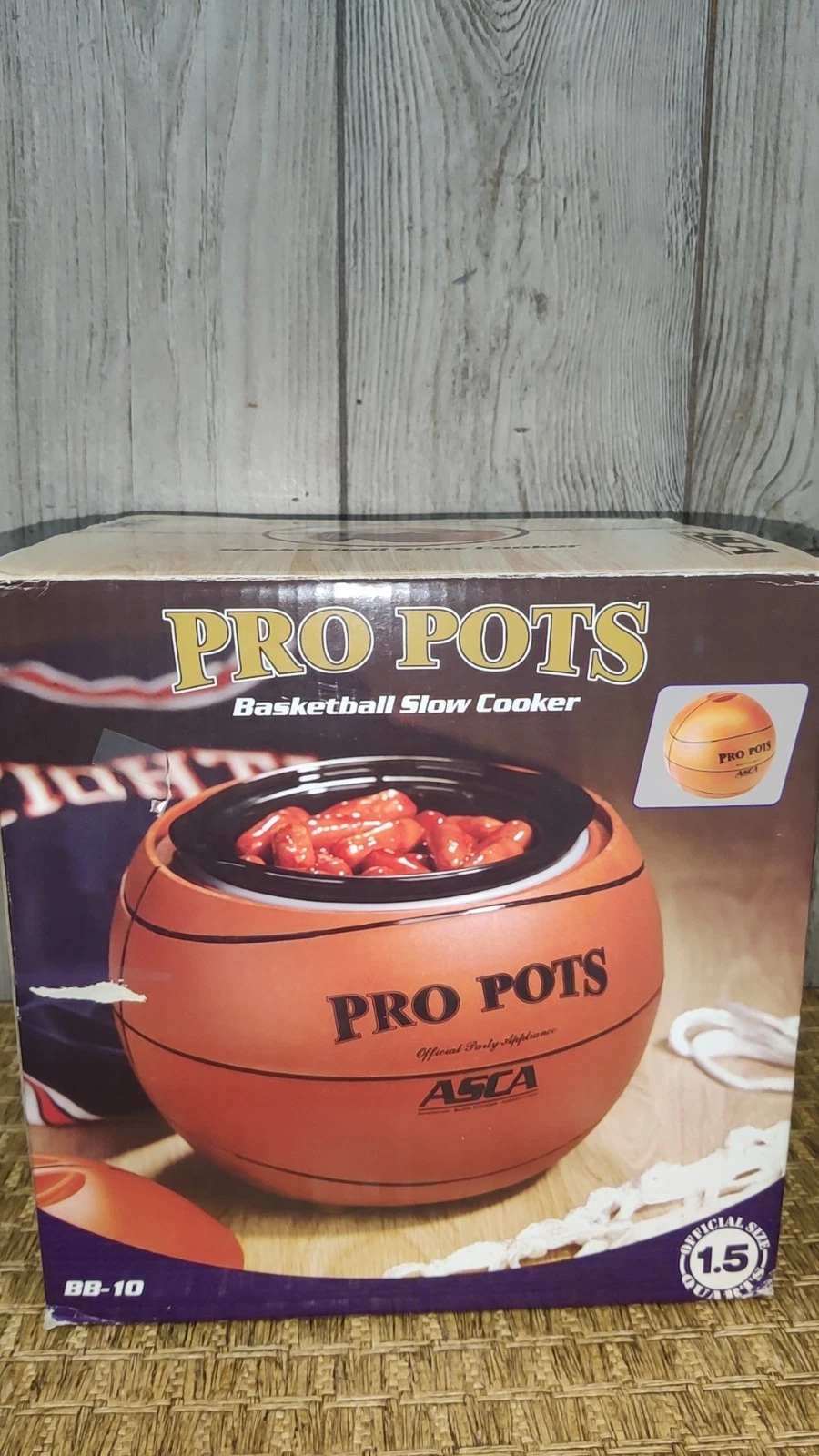 Pro Pots Basketball Slow Cooker 1.5 Qt Tailgate Party Crock Pot, BB-10