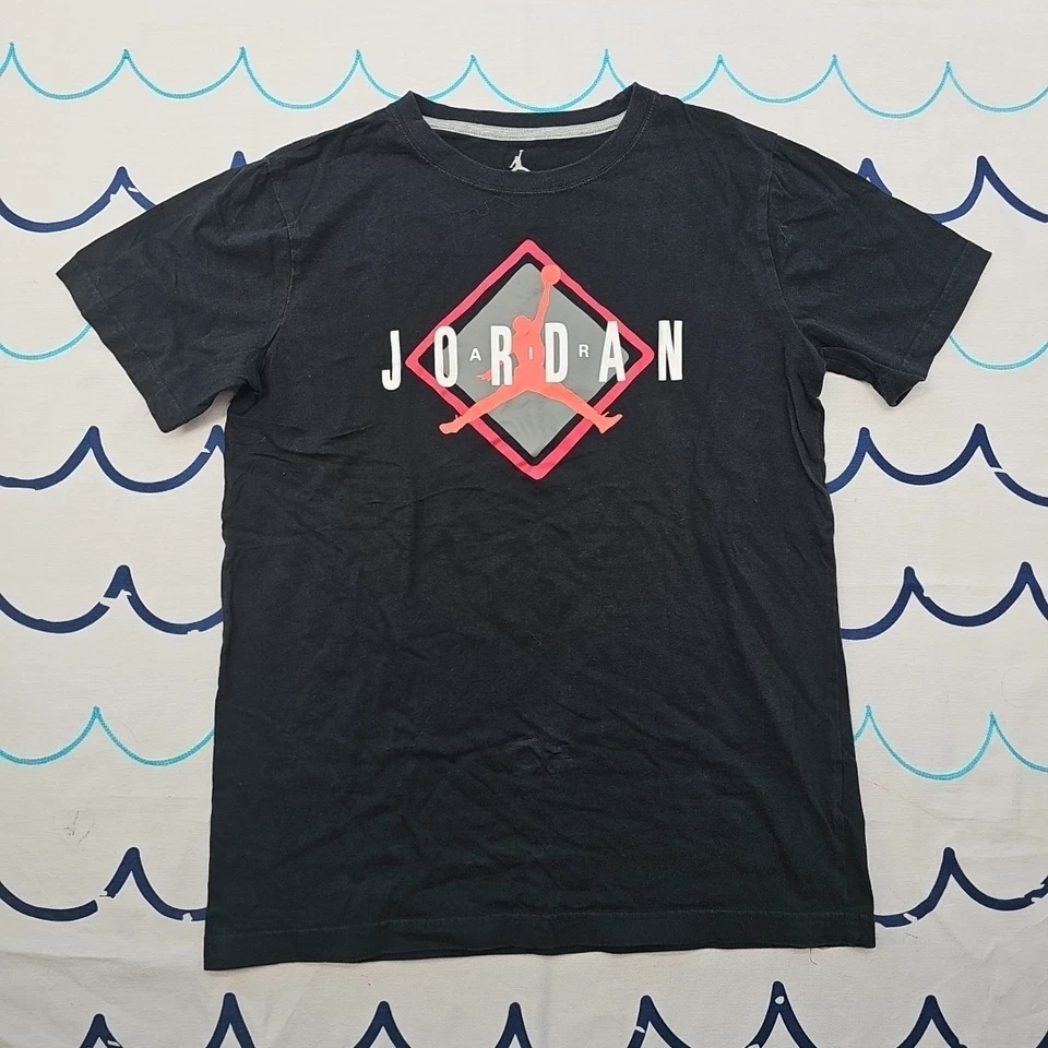 Nike Air Jordan Boys Lot Of 3 T-shirts Size XL - Image 4 of 4