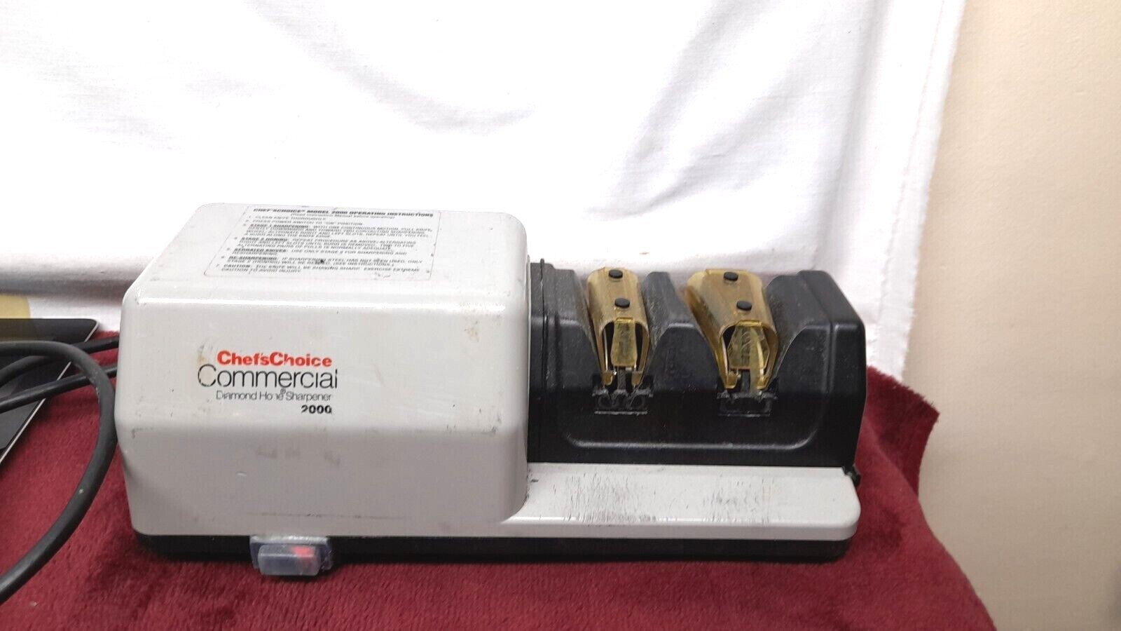 COMMERCIAL CHEFS CHOISE SHARPNER--KNIVES--MODEL; 2000--USED