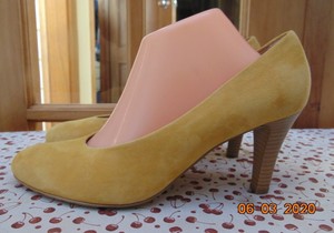 mustard yellow court shoes
