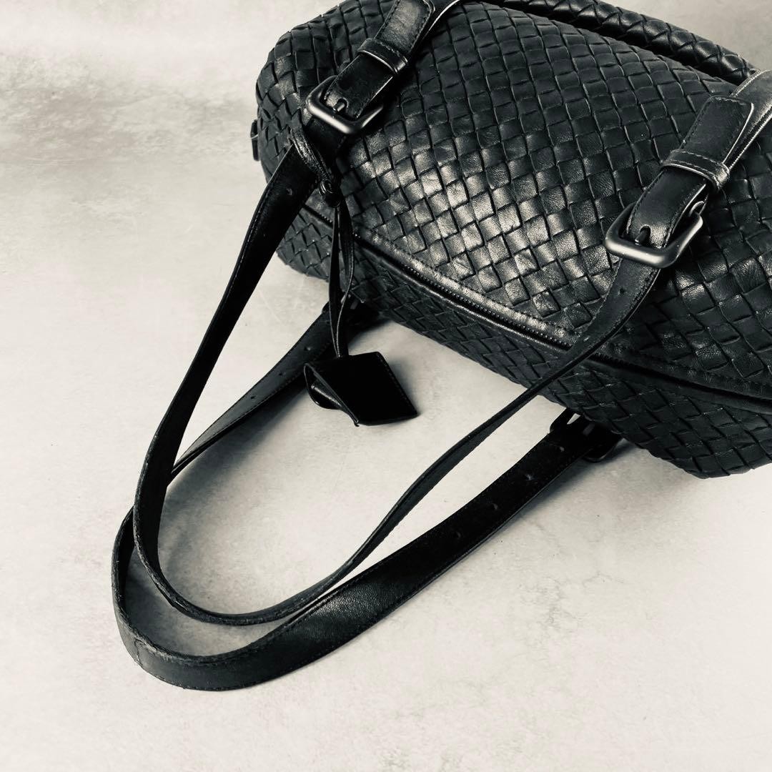 Bottega Veneta Women's Boston Shoulder Bag Handbag Leather Black Authentic thumbnail 8