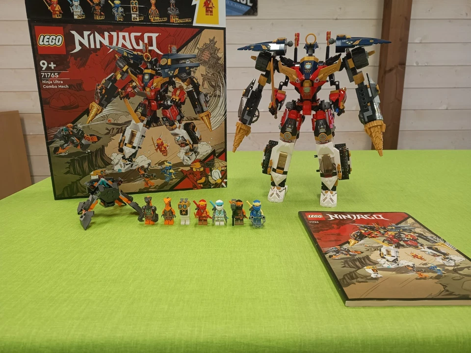 LEGO Ninjago 71765 Ninja Ultra Combo Mech, foto 1 di 5