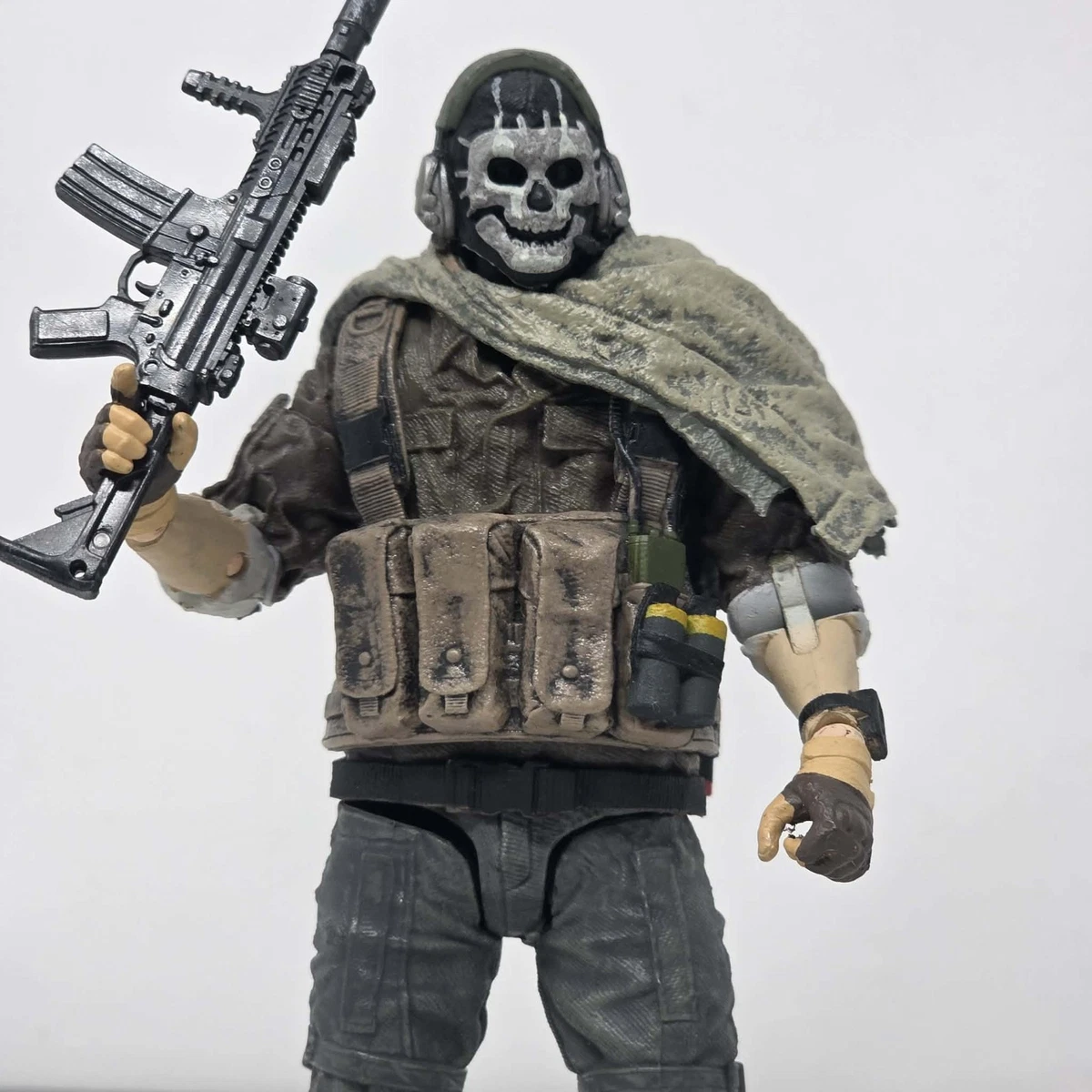 Call of Duty Lt. Simon "Ghost" Riley & Call of Duty Captain John Price Set Of 2