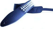 UK MADE 3 ROW METAL PYRAMID STUDDED LEATHER ACOUSTIC ELECTRIC BASS GUITAR STRAP