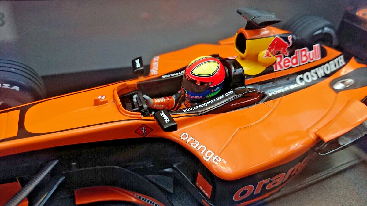 Minichamps 1:18 Orange Arrows A23 Formula 1 Car E. Bernoldi No.21