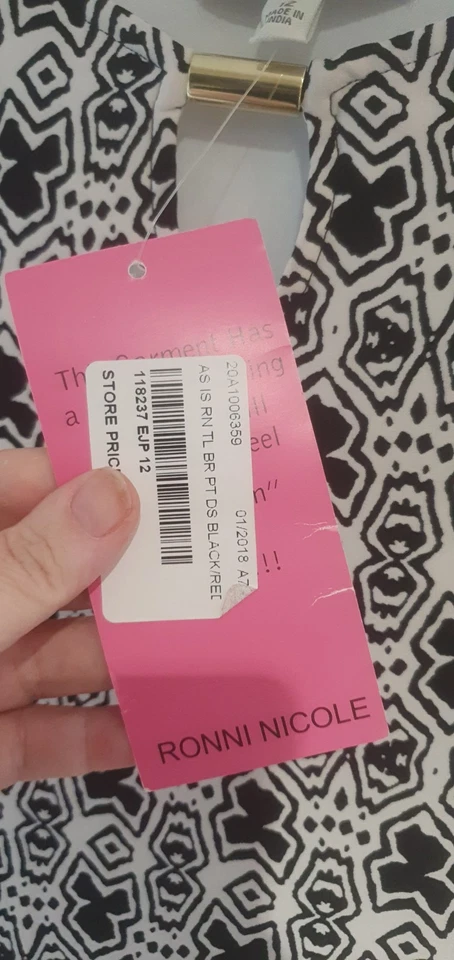 NEW WITH TAGS STYLISH RONNI NICOLE Size 12 Geometric Print O So Slim Dress  - Image 4 of 4