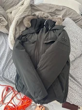 Mens Moose Knuckles Original Shearling Ballistic Bomber Olive Green Men's Small 