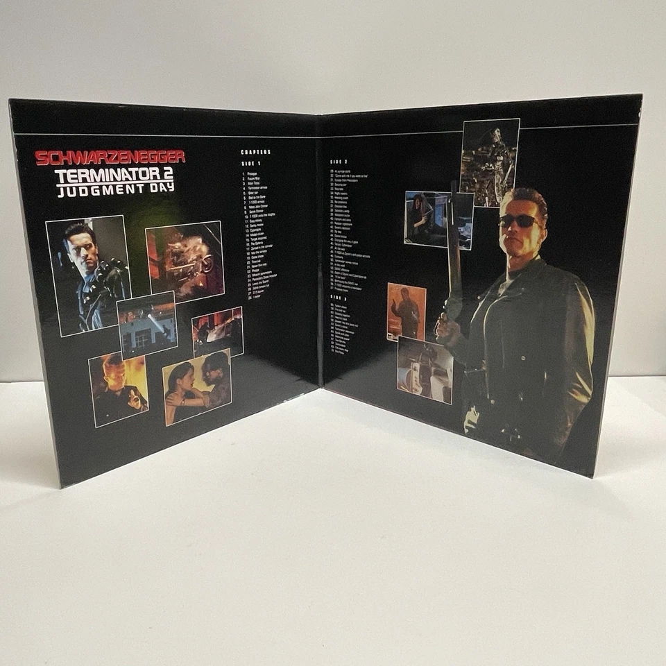 Terminator 2 Judgment Day LaserDisc James Cameron Arnold Schwarzenegger TESTED! - Image 3 of 4
