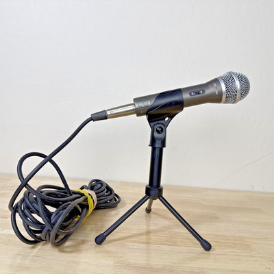 Samson Q2U Dynamic USB Microphone for Recording and Podcasting