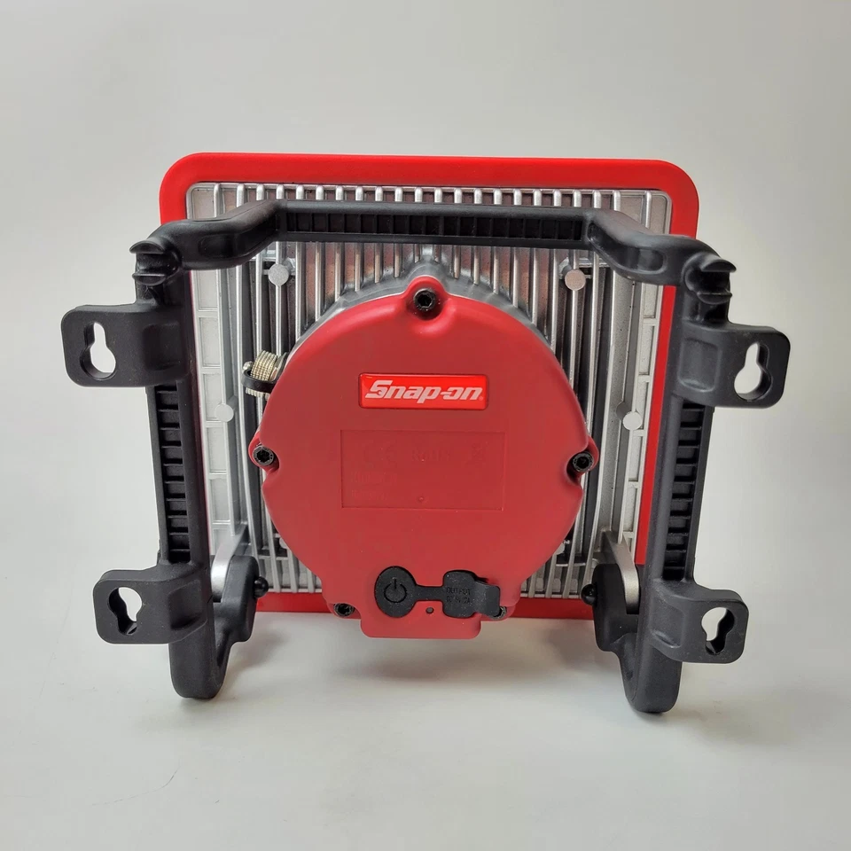 Proyector recargable de alta resistencia SNAP ON ECFLOODRC con cable de alimentación excelente funcionamiento Foto 3 de 4