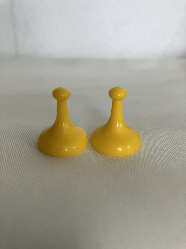 Sorry Board Game YELLOW PIECES ONLY Set/2 Replacement Pieces Parts