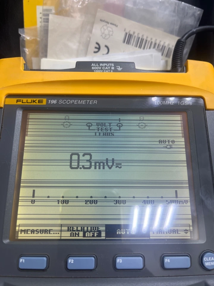 Fluke 196 100MHz 1GS/s Digital Oscilloscope Scopemeter Multimeter - Image 2 of 4