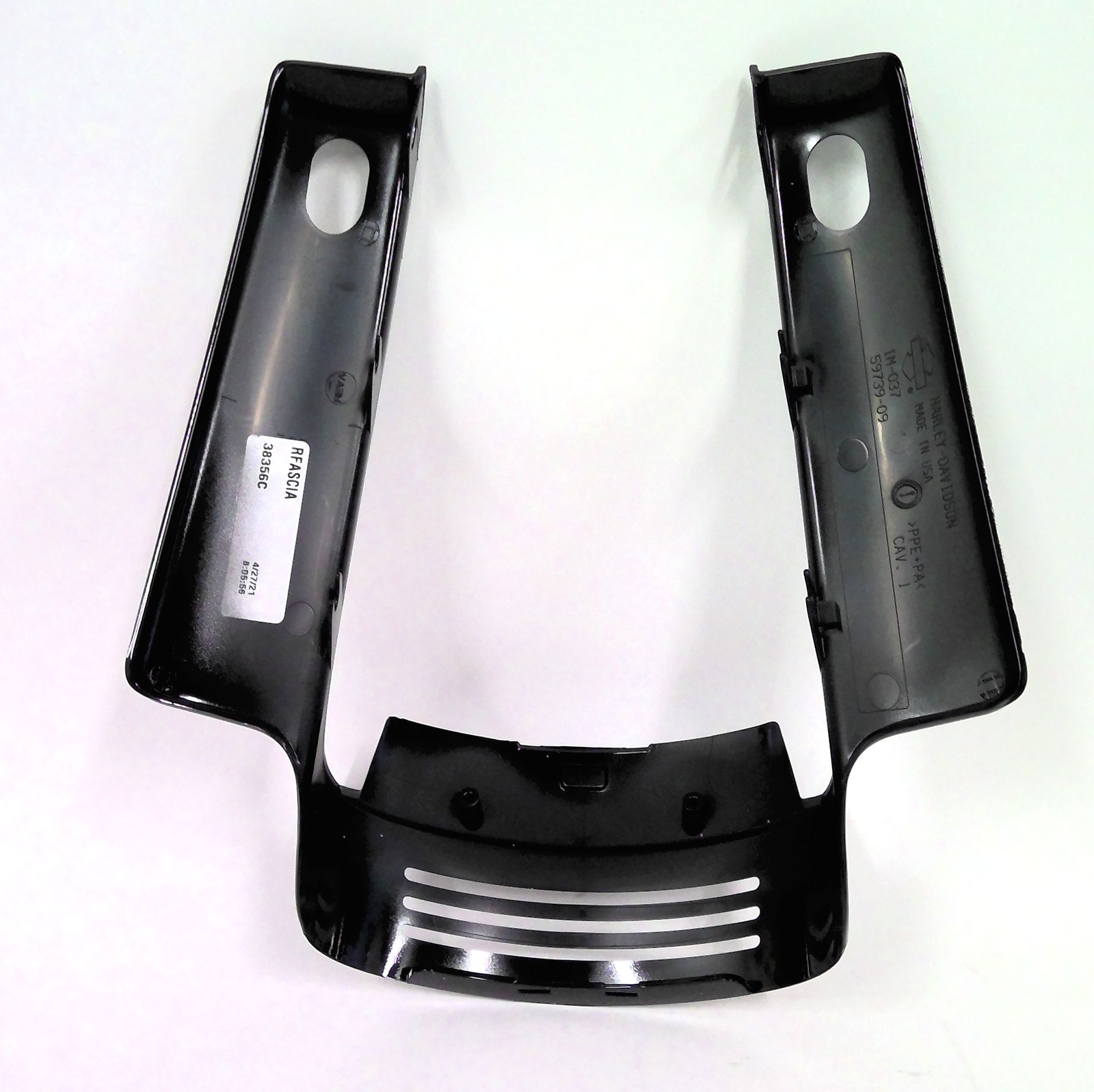 Harley-Davidson 09-later Rear Fender Fascia Vivid Black 59500161DH 