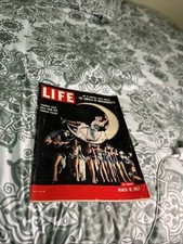 Life Magazine March 18, 1957 Beatrice Lillie Follies Mies van der Rohe Follies🔥