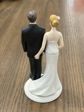 Wedding Cake Topper Figurine Bride And Groom Humor Funny Couple The Love Pinch Wedding Cake Topper Figurine Bride And Groom Humor Funny Couple The Love Pinch