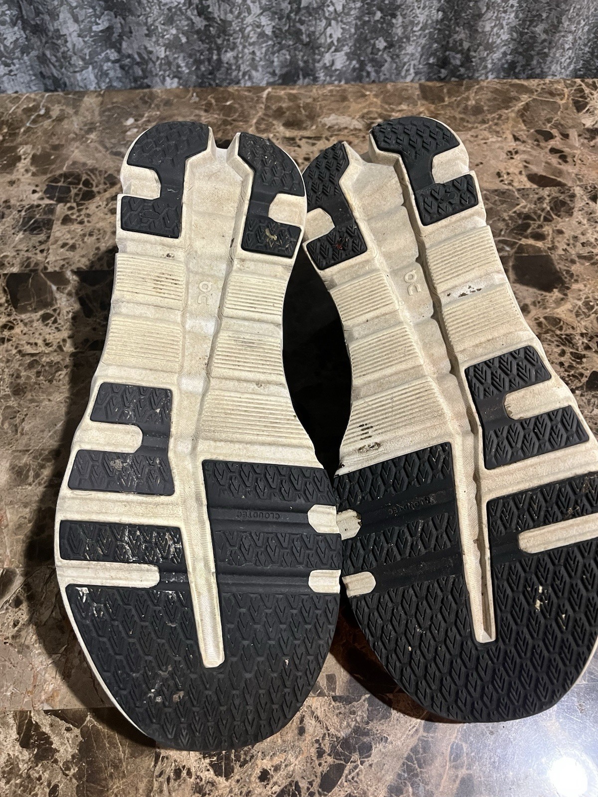 On Cloudrunner 2 Eclipse Black Men's Running Shoe… - image 7