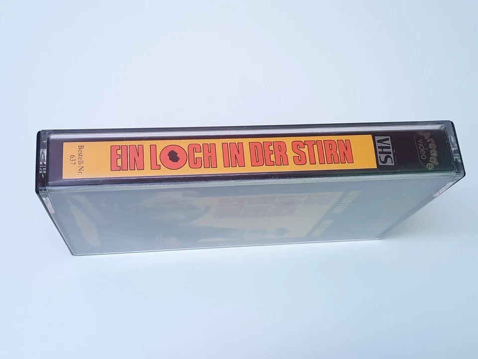 Ein Loch in der Stirn 1968 Uncut VHS German PAL Arcade Video Glasbox Robert Hund - Bild 3 von 4