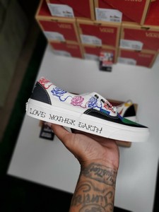 mother earth era vans