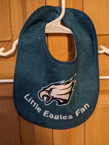 eagles bib