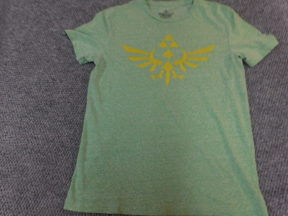 Camisa Zelda Pequeña Hombre Verde Años 90 Gráfico Videojuegos Clásico Foto 3 de 4