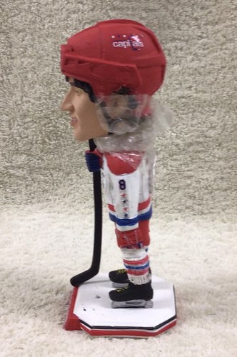 Washington Capitals Alex Ovechkin Rare 2011 Winter Classic Bobblehead - Picture 6 of 12