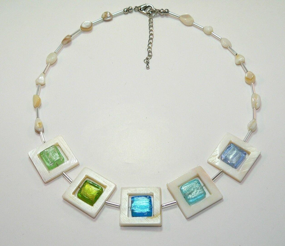 Halskette Kette Muschel natur weiß Lampwork Murano Art pastell hellblau grü 278a - Bild 2 von 4