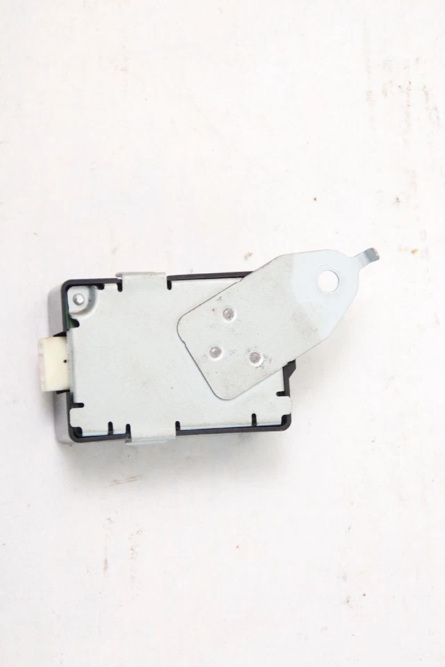 Antenna Toyota RAV 4 III SA CA 8974042020 10-2006 - Image 2 of 3