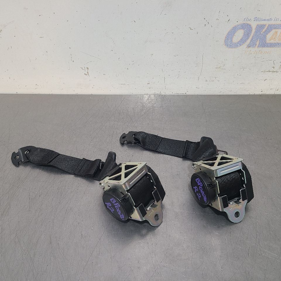 22 2022 MASERATI LEVANTE REAR SEAT BELT RETRACTOR SET BLACK 
