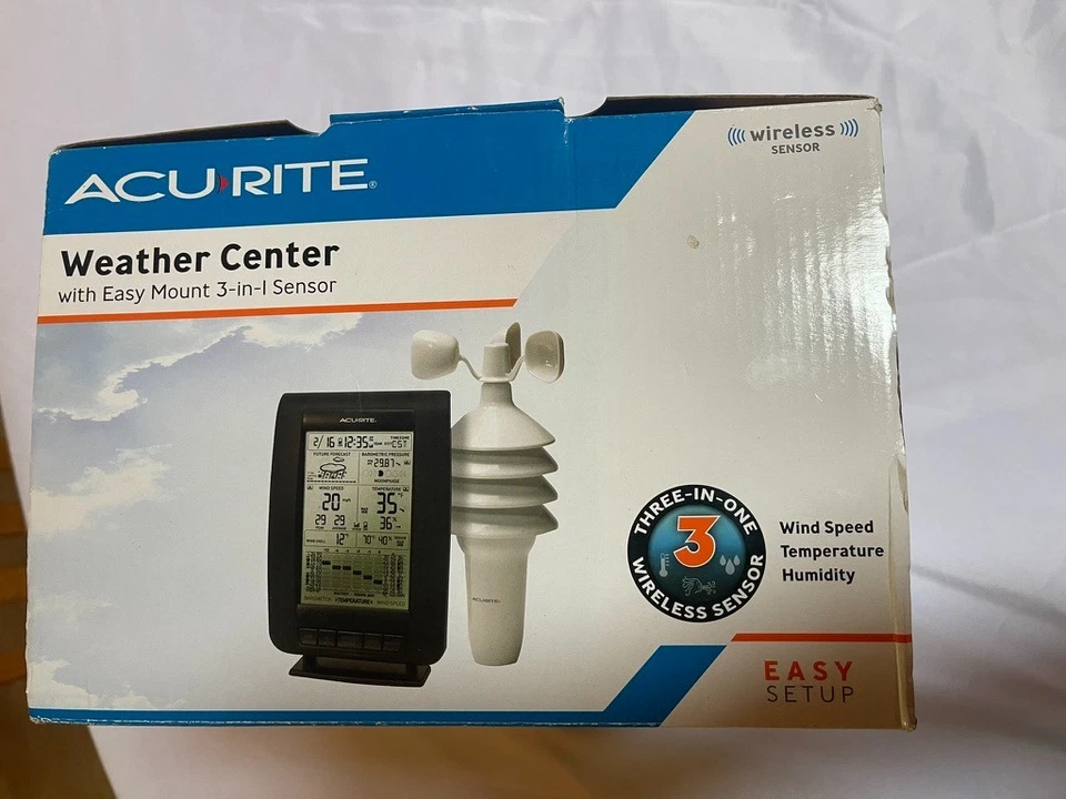 AcuRite Professional Weather Center Wireless With Easy Mount 3-in-1 Sensor - Image 3 of 4