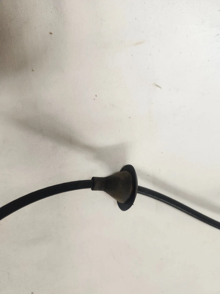 Cable de liberación de capó con herrajes 1987-01 OEM Jeep Cherokee XJ y Comanche MJ Foto 4 de 4