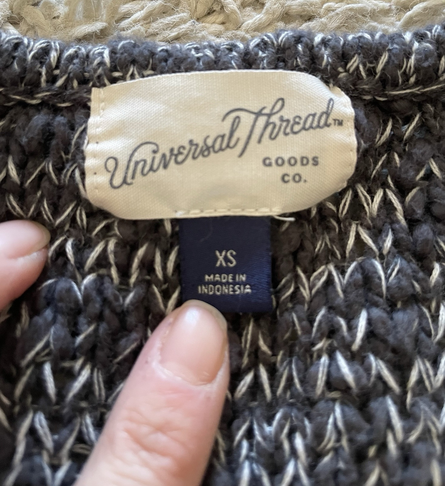 UNIVERSAL THREAD gray white long sleeve sweater t… - image 3