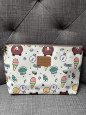 Brand new Korean style teddy bear waterproof makeup bag L