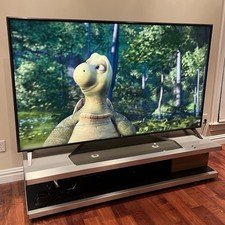 LG UHD 85 Series Class 4K Smart TV - 86 Inch  Fully Functional, Cosmetic Damage