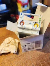 NEW OLD STOCK KLOCKNER MOELLER ZM-10-PKZ2 FREE PRIORITY SHIPPING